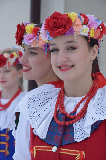 Dziecięcy Zespół Regionalny „Łuków” kolędował w parafii w Radoryżu Kościelnym