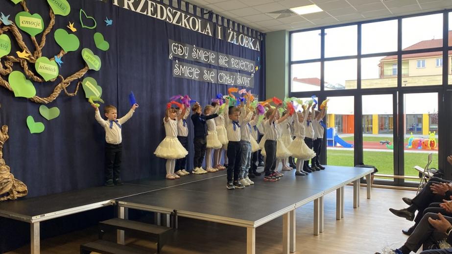 W Międzyrzecu Podlaskim oficjalnie otwarto nowy żłobek i przedszkole
